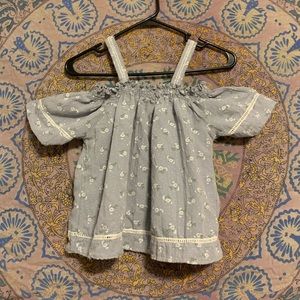 Off-the-shoulder top